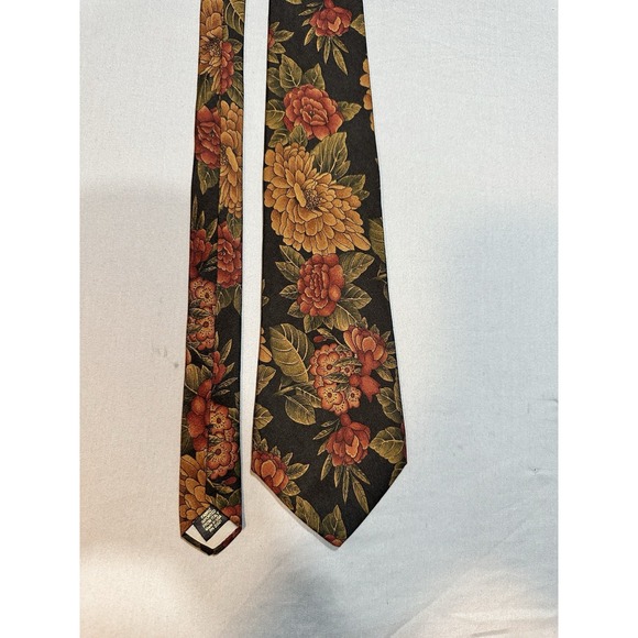 VTG Stafford Floral Autumn Colors Silk Tie Black Background - Picture 1 of 6